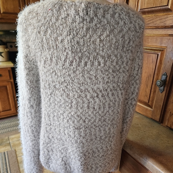 NEW Buffalo David Bitton Sweater Size M - Picture 8 of 9